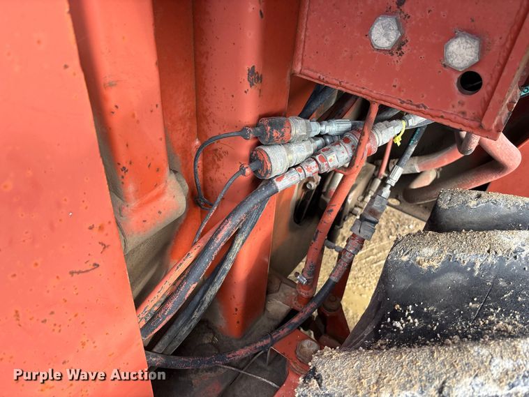 image for item EE4278 1994 Ditch Witch 7610DD Modular Matic trencher