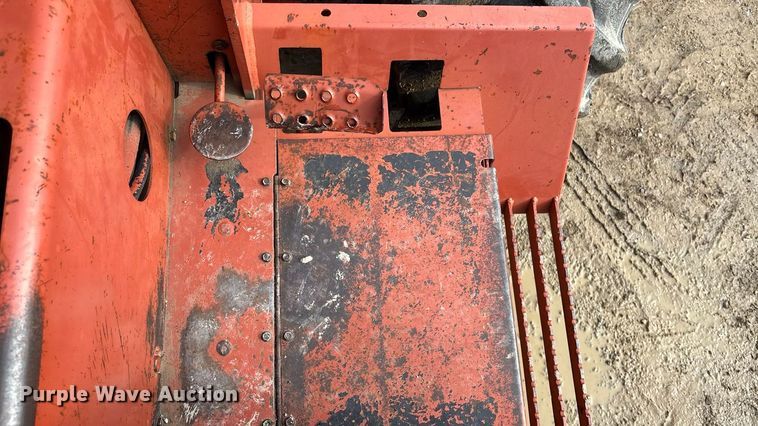 image for item EE4278 1994 Ditch Witch 7610DD Modular Matic trencher