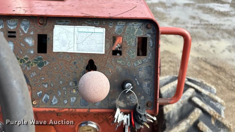 image for item EE4278 1994 Ditch Witch 7610DD Modular Matic trencher