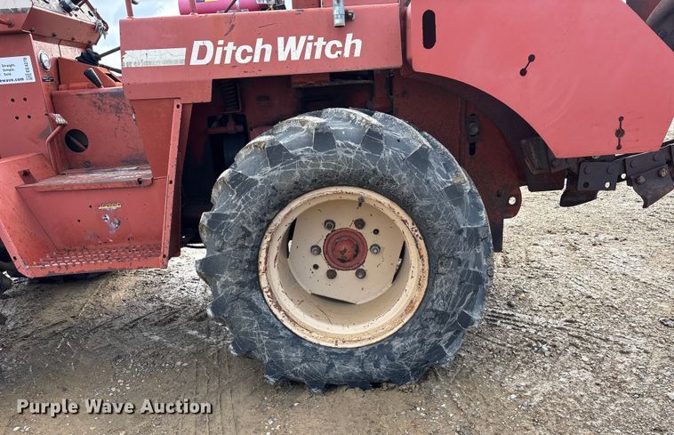 image for item EE4278 1994 Ditch Witch 7610DD Modular Matic trencher