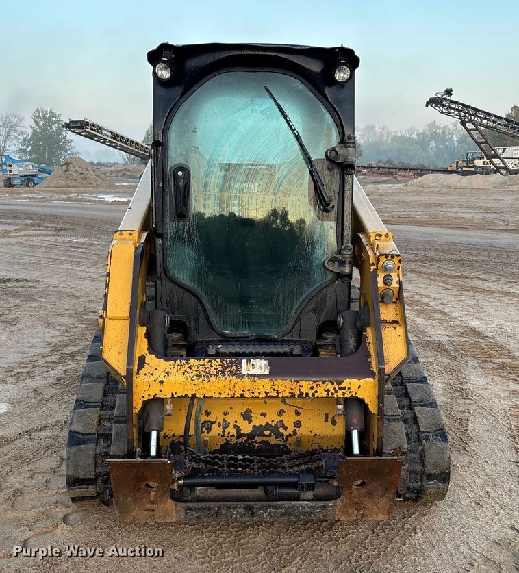 MINI CARGADOR SOBRE ORUGAS 2016 CATERPILLAR 239D
