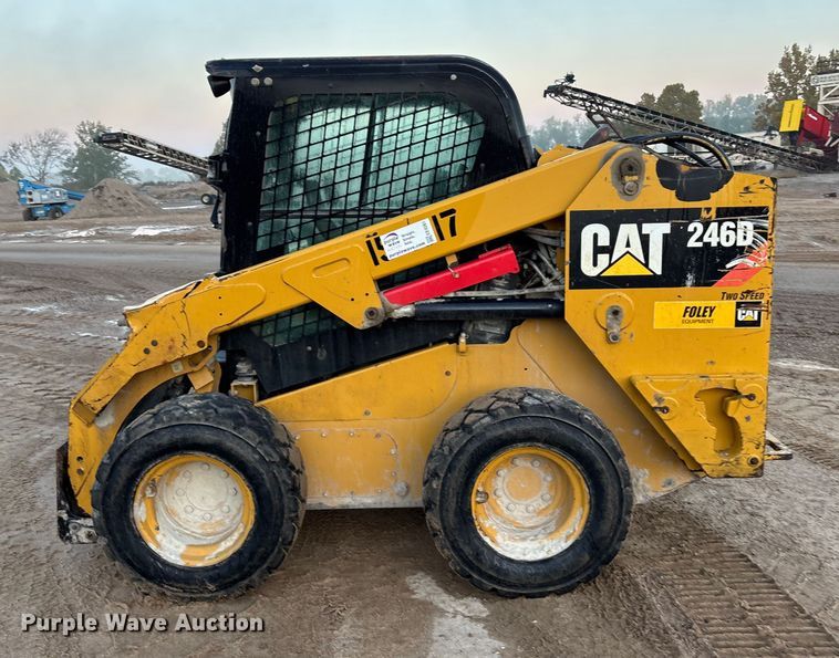 image for item EE4281 2015 Caterpillar 246D skid steer loader