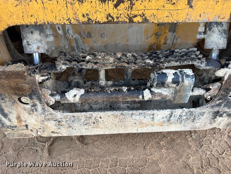 image for item EE4281 2015 Caterpillar 246D skid steer loader
