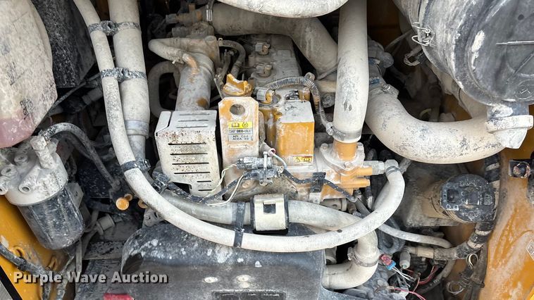 image for item EE4281 2015 Caterpillar 246D skid steer loader