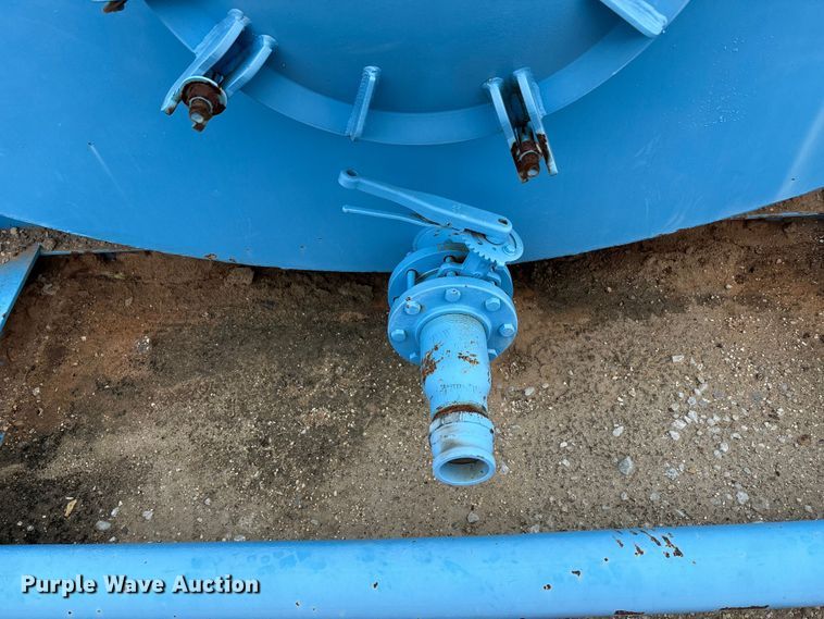image for item EE4292 Frac storage tank