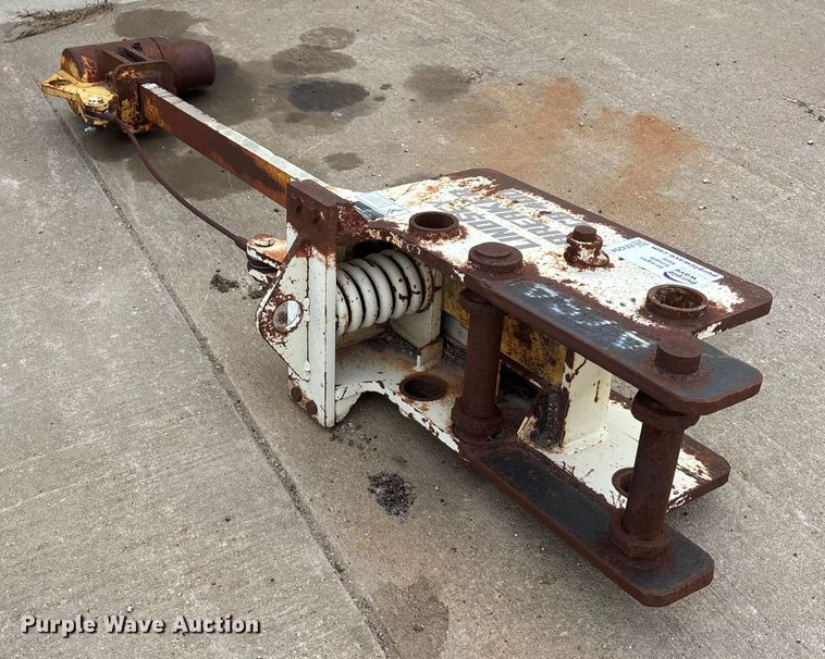 image for item EE4294 Gomaco CB 400–111 pavement breaker