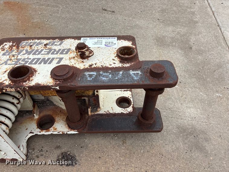 image for item EE4294 Gomaco CB 400–111 pavement breaker