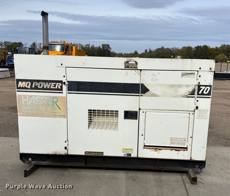 image for item EE4296 Whisperwatt DCA70SSJU generator