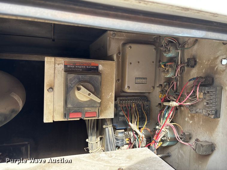 image for item EE4296 Whisperwatt DCA70SSJU generator