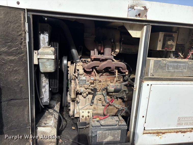 image for item EE4296 Whisperwatt DCA70SSJU generator