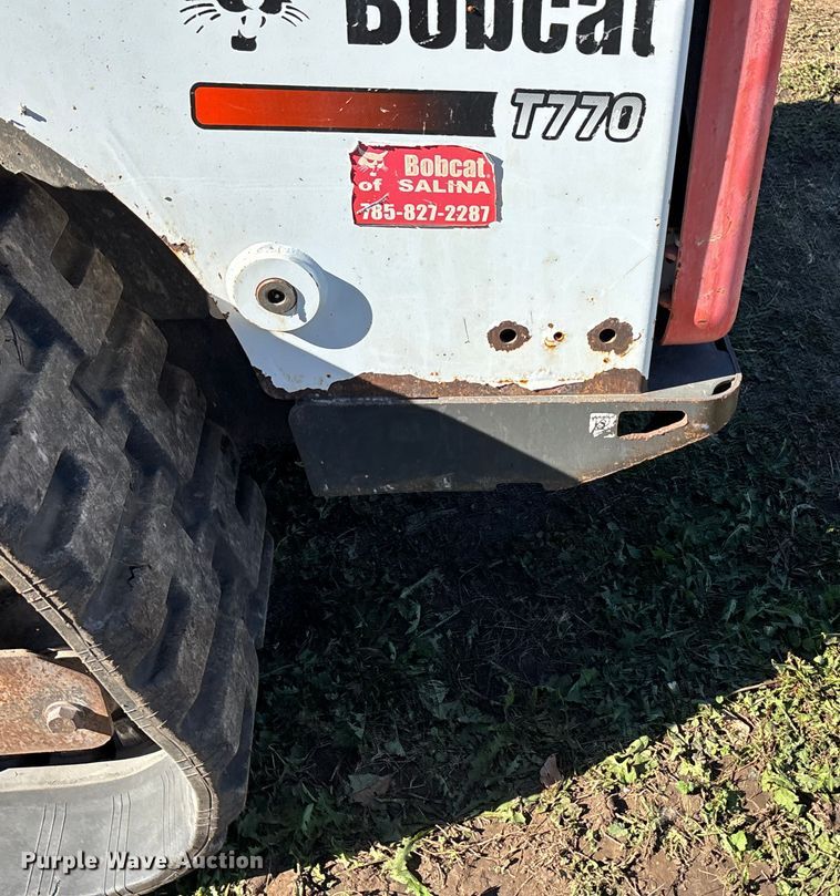 image for item EE4299 2014 Bobcat T770 tracked skid steer loader