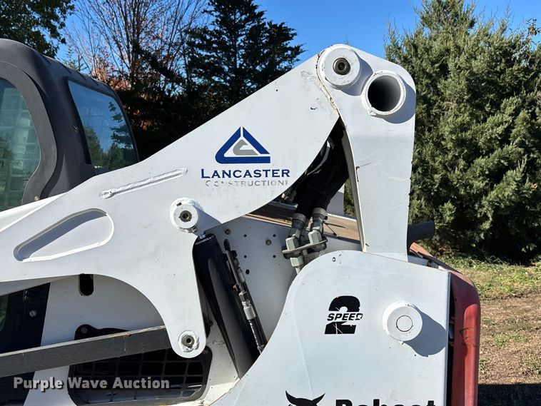 image for item EE4299 2014 Bobcat T770 tracked skid steer loader