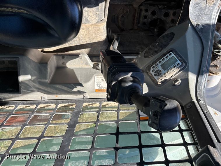 image for item EE4299 2014 Bobcat T770 tracked skid steer loader