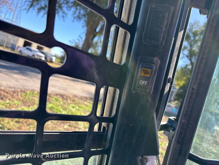 image for item EE4299 2014 Bobcat T770 tracked skid steer loader