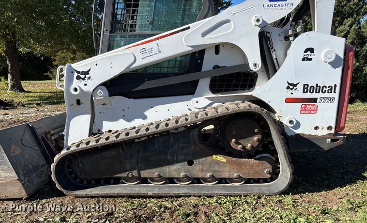 image for item EE4299 2014 Bobcat T770 tracked skid steer loader