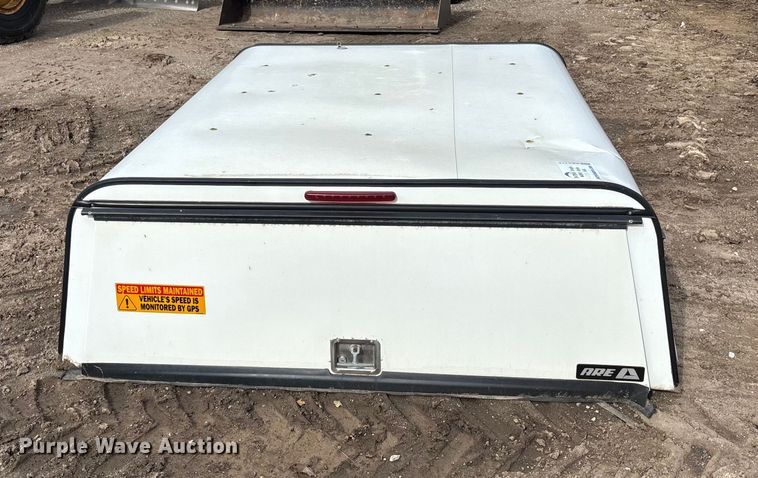 image for item EE4318 ARE  pickup truck bed topper