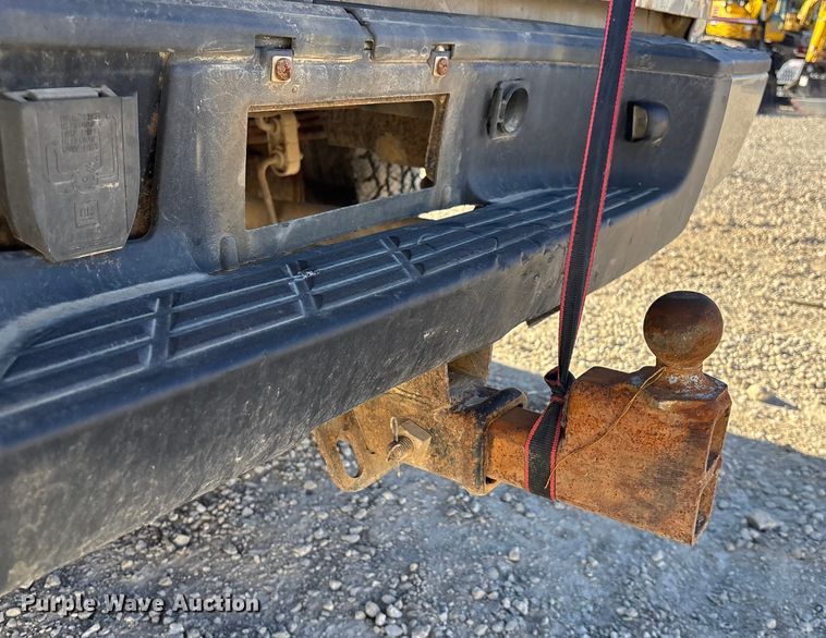 image for item EE4437 2007 GMC Sierra 1500 Ext. Cab pickup truck