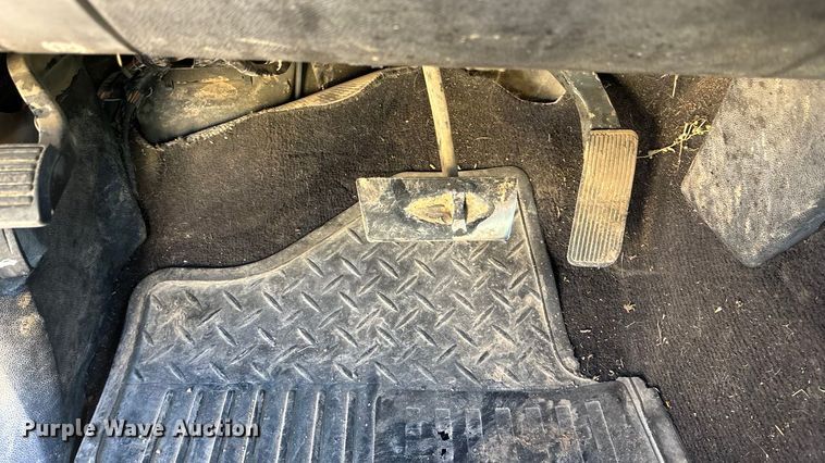 image for item EE4437 2007 GMC Sierra 1500 Ext. Cab pickup truck