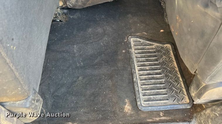 image for item EE4437 2007 GMC Sierra 1500 Ext. Cab pickup truck