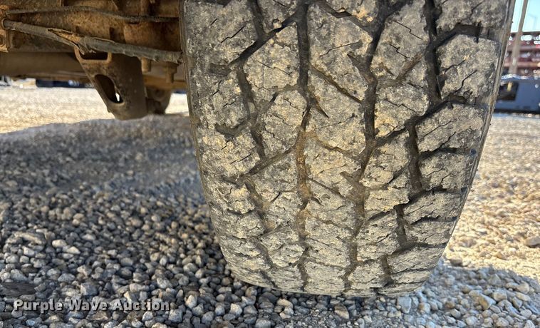 image for item EE4437 2007 GMC Sierra 1500 Ext. Cab pickup truck