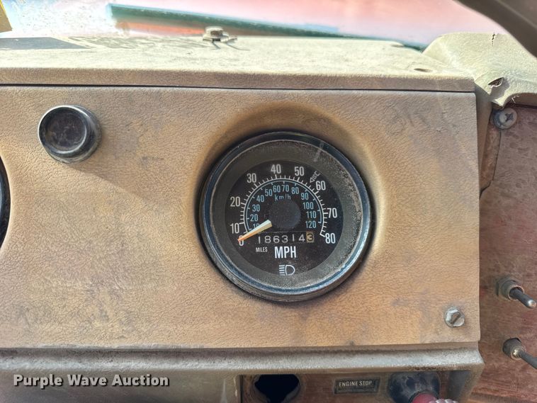 image for item EF2225 1978 Mack RD686 water truck