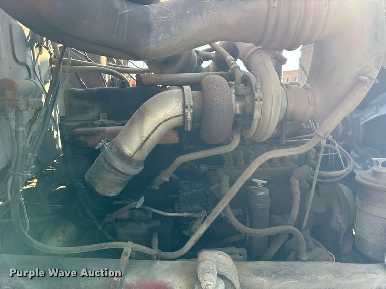 image for item EF2225 1978 Mack RD686 water truck