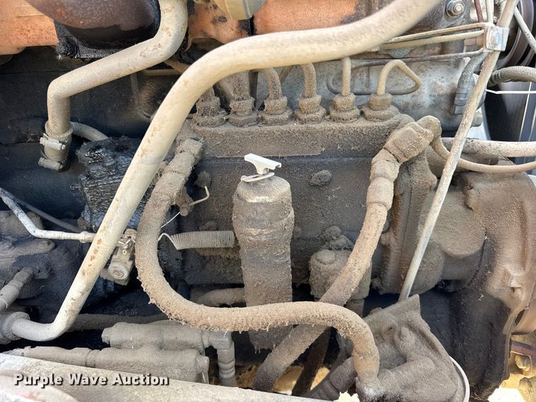 image for item EF2225 1978 Mack RD686 water truck