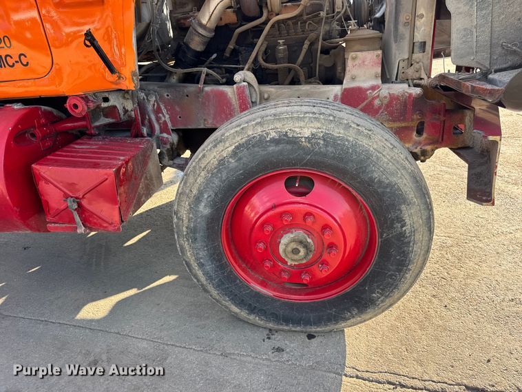 image for item EF2225 1978 Mack RD686 water truck