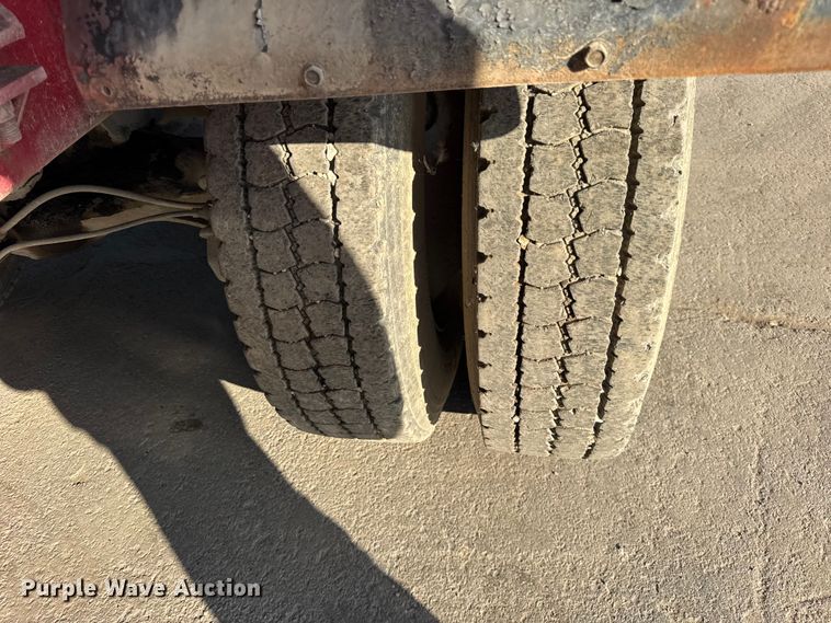 image for item EF2225 1978 Mack RD686 water truck