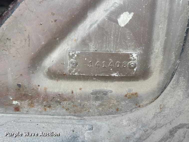 image for item EF2225 1978 Mack RD686 water truck