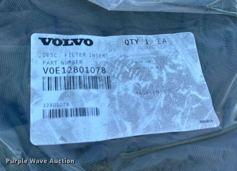 image for item EF2276 Volvo  paver parts