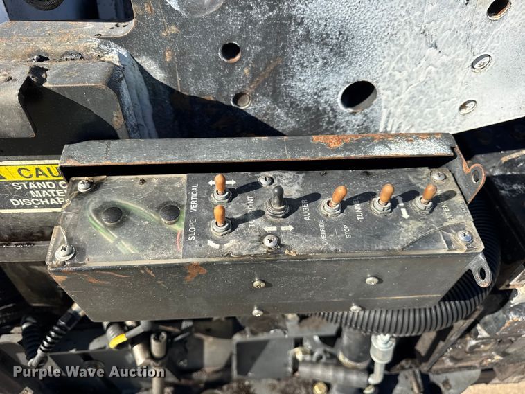 image for item EF2277 Roadtec RP-190e paver