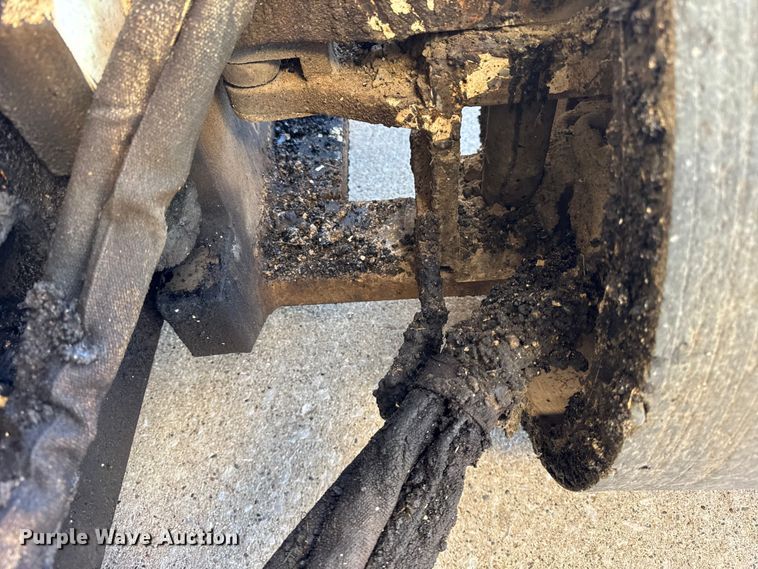 image for item EF2277 Roadtec RP-190e paver