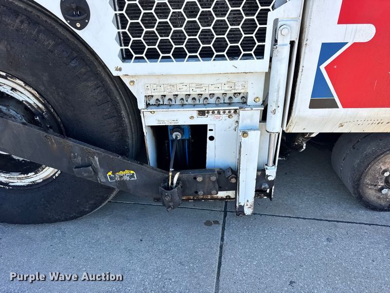 image for item EF2277 Roadtec RP-190e paver