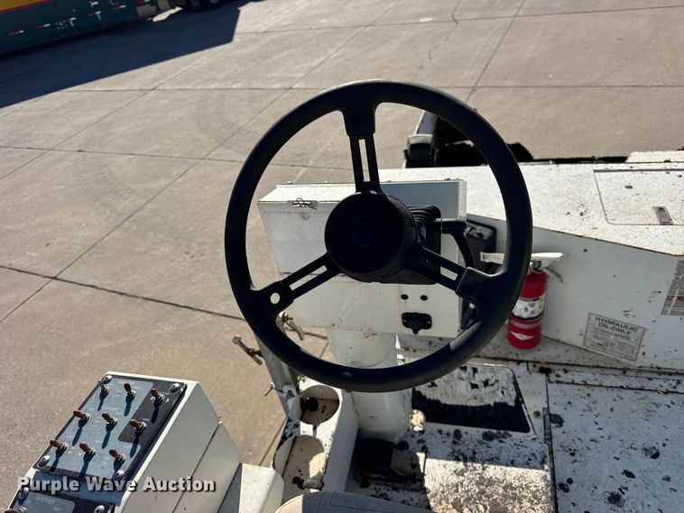 image for item EF2277 Roadtec RP-190e paver