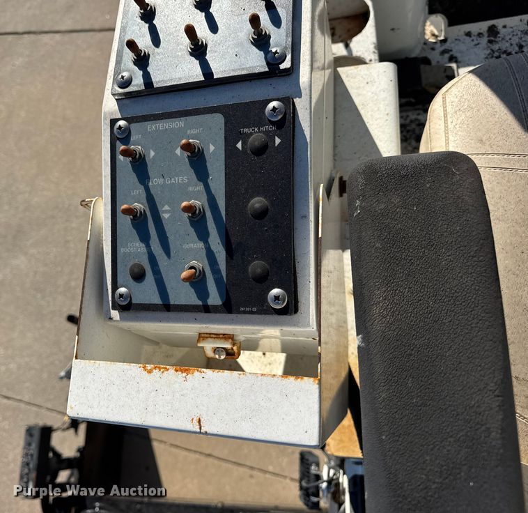 image for item EF2277 Roadtec RP-190e paver