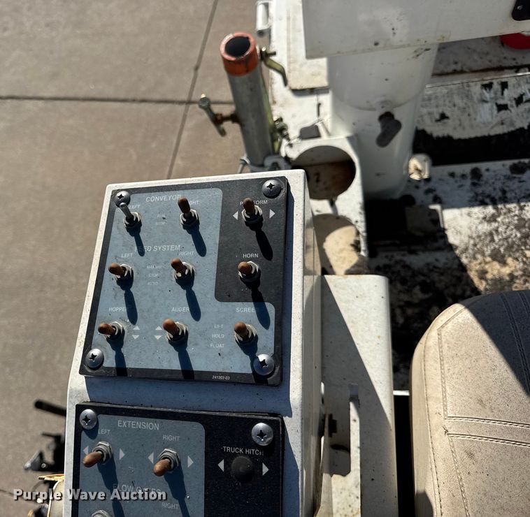 image for item EF2277 Roadtec RP-190e paver