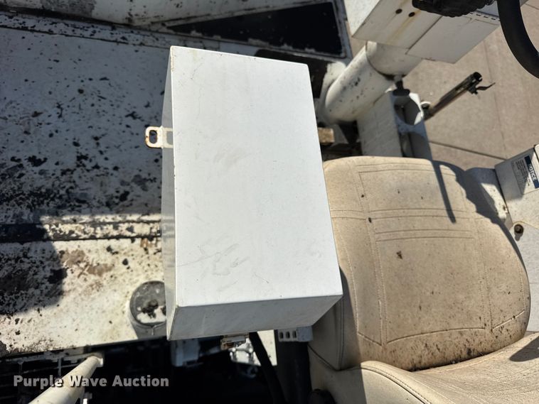 image for item EF2277 Roadtec RP-190e paver