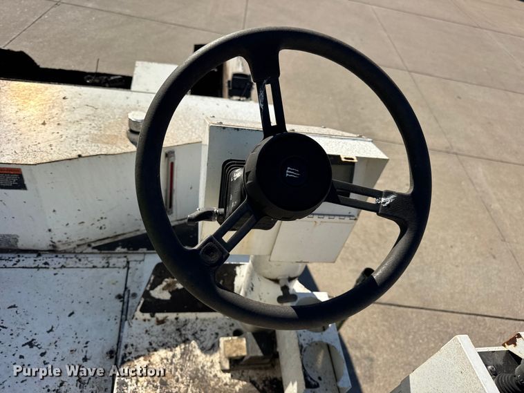 image for item EF2277 Roadtec RP-190e paver