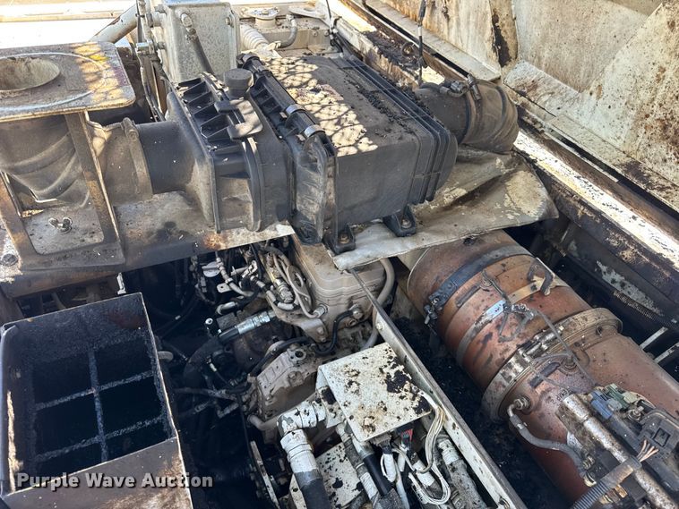 image for item EF2277 Roadtec RP-190e paver