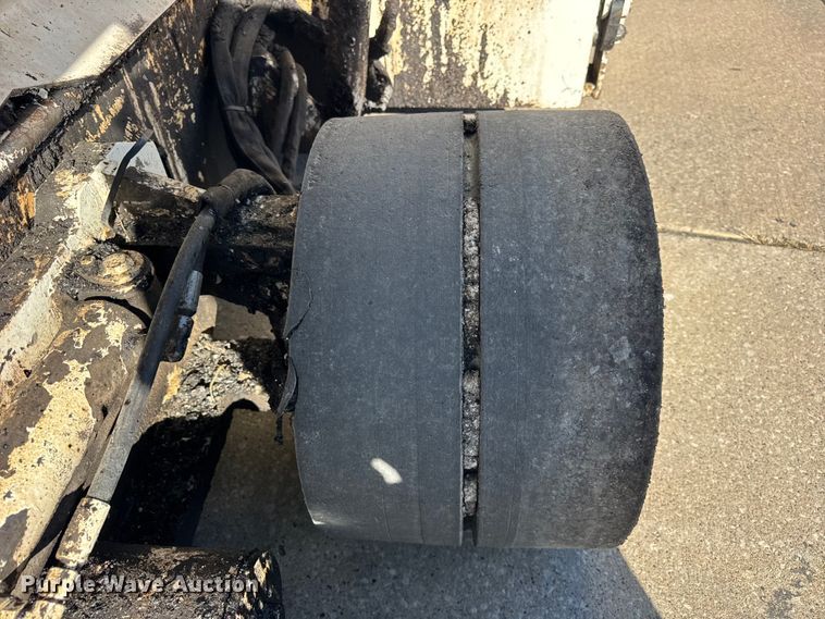 image for item EF2277 Roadtec RP-190e paver