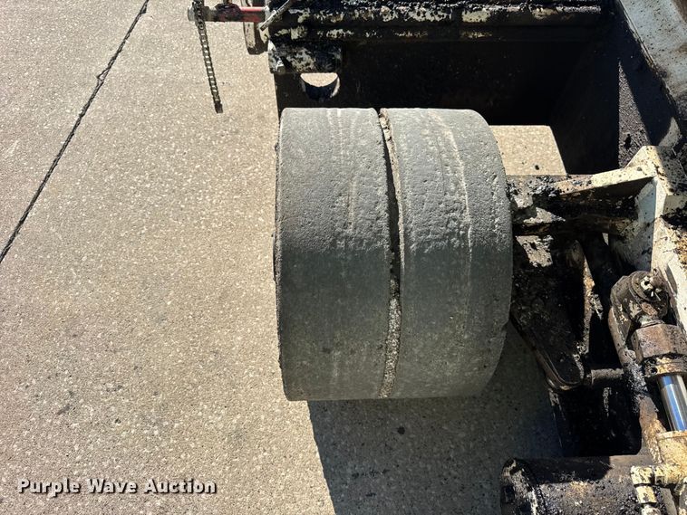 image for item EF2277 Roadtec RP-190e paver