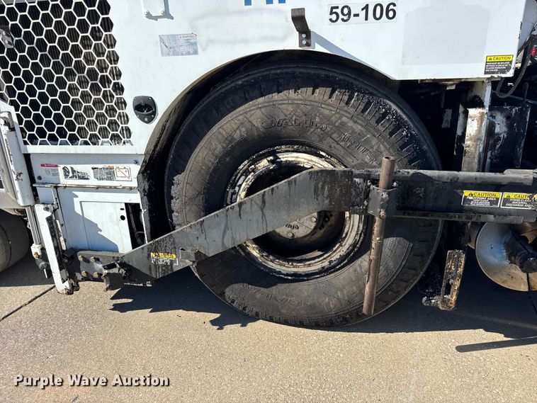 image for item EF2277 Roadtec RP-190e paver