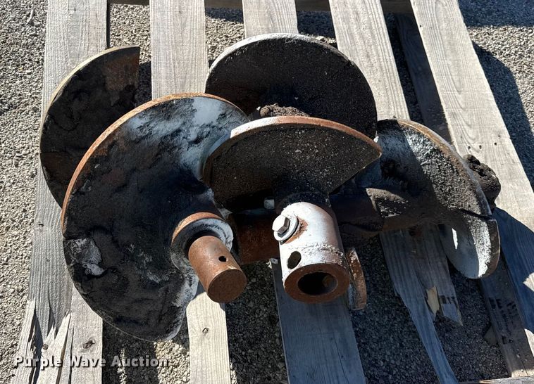 image for item EF2277 Roadtec RP-190e paver