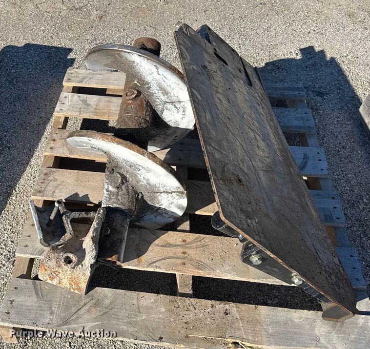 image for item EF2277 Roadtec RP-190e paver