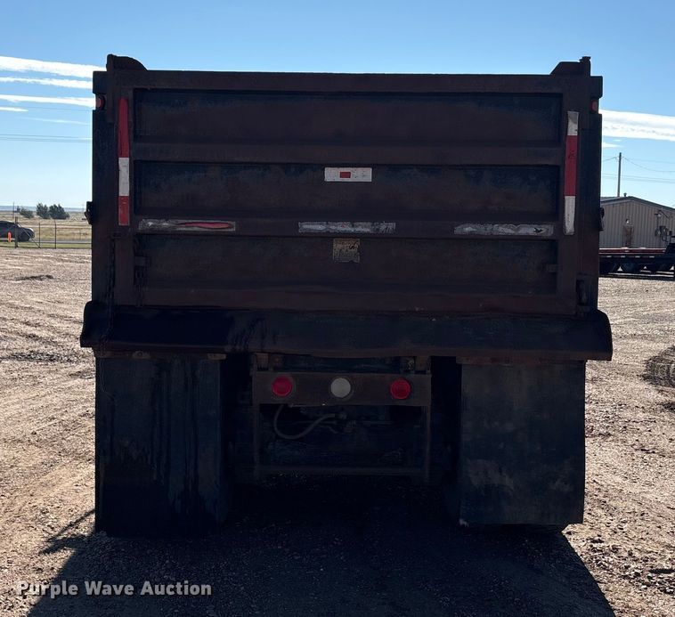 image for item EF6115 1999 Mack RD600GK dump truck