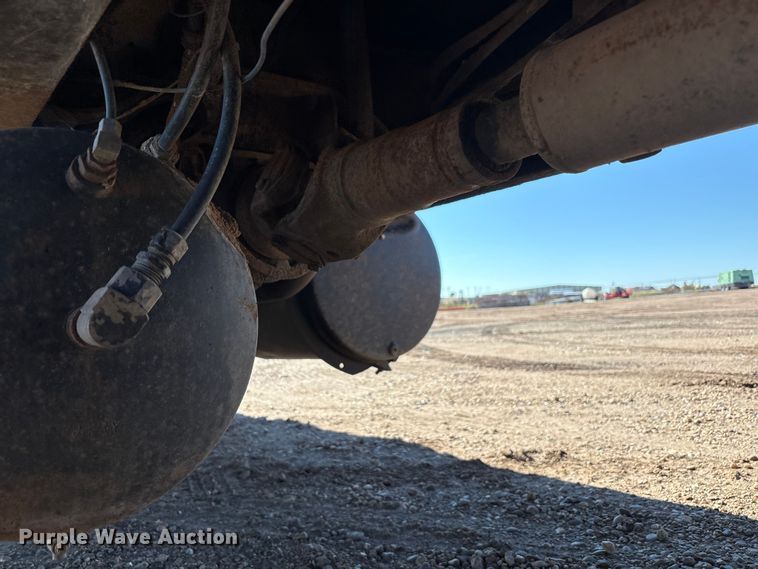 image for item EF6115 1999 Mack RD600GK dump truck