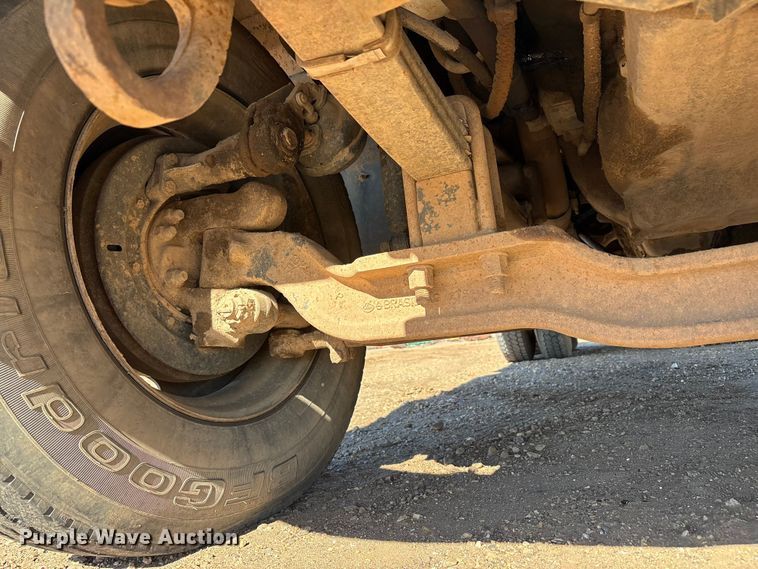 image for item EF6115 1999 Mack RD600GK dump truck