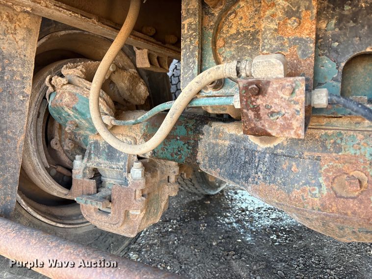 image for item EF6115 1999 Mack RD600GK dump truck