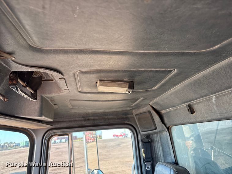 image for item EF6115 1999 Mack RD600GK dump truck